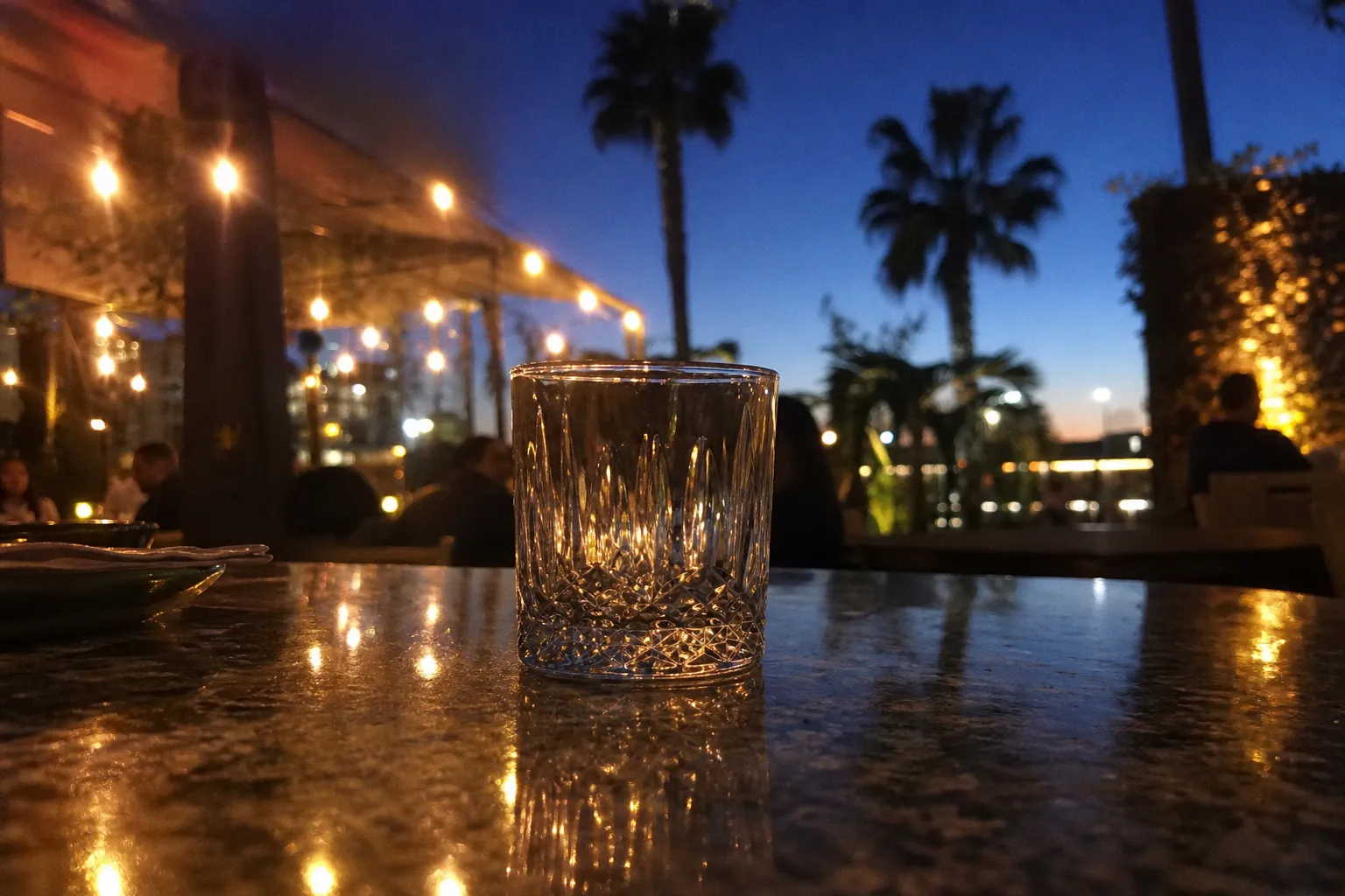 Cantina Frida в Beverly Hills: современная мексиканская кухня, коктейли и атмосфера вечера